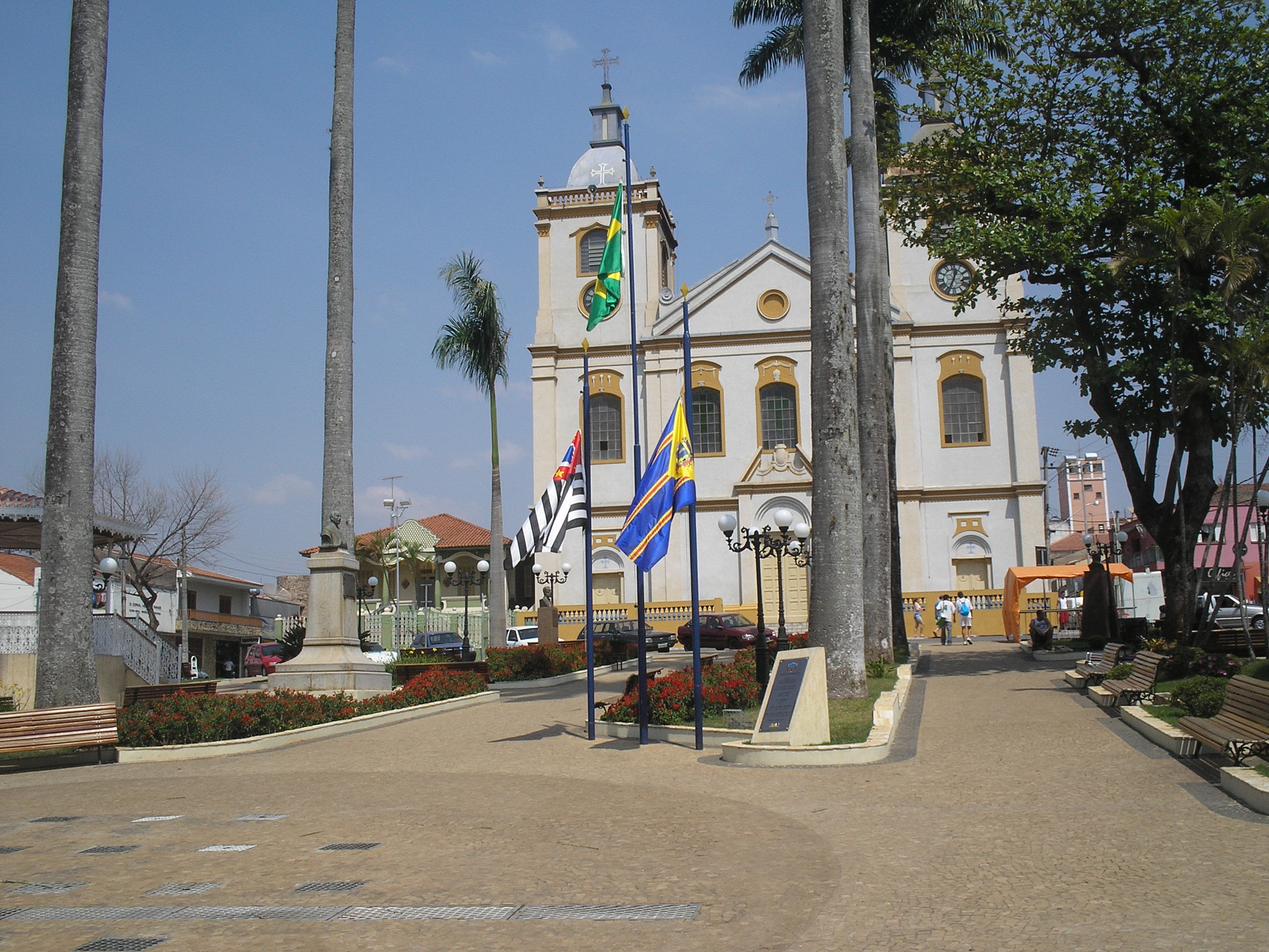Praça central de Porto Feliz – SP